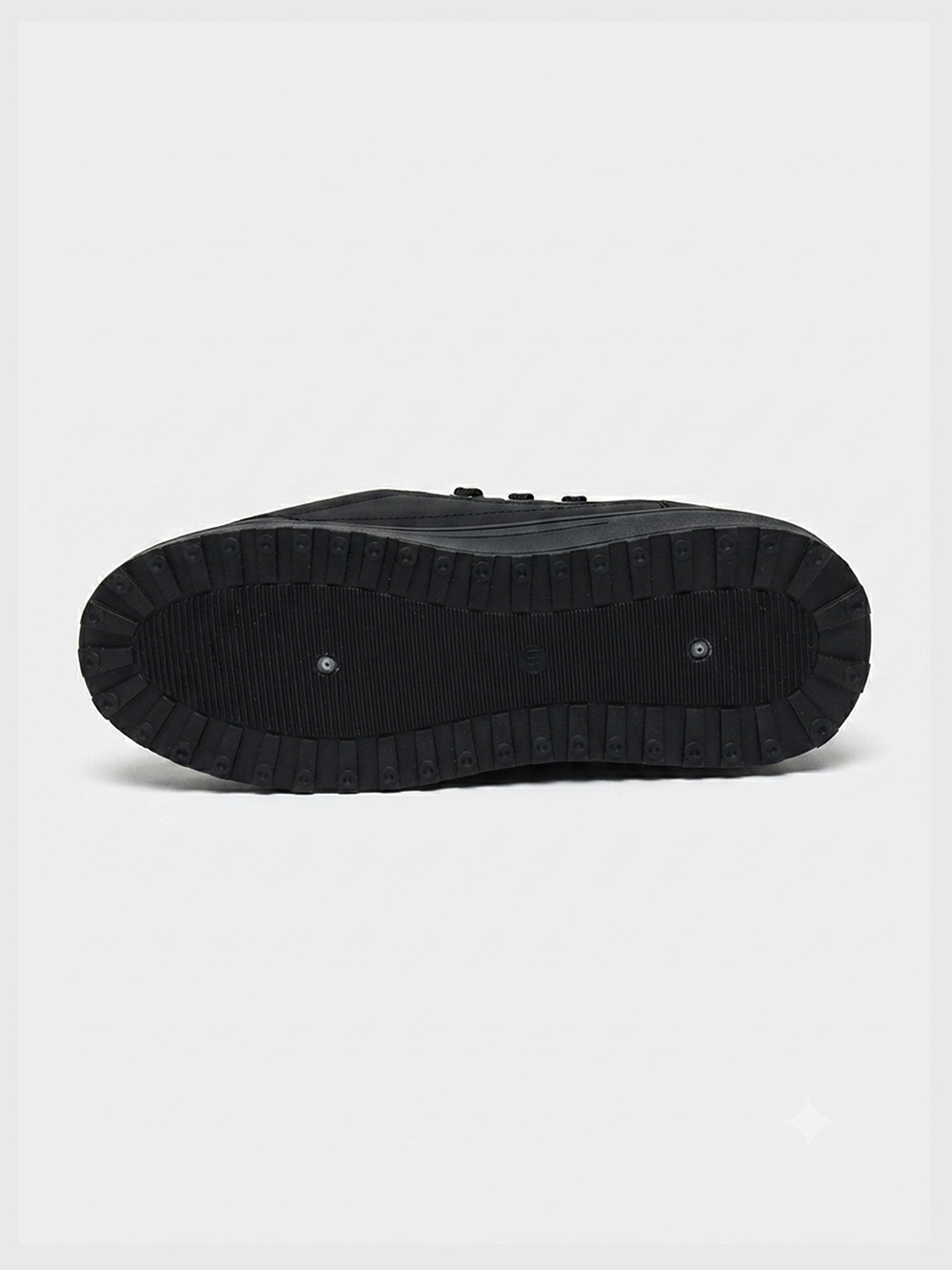 UrbanCraft Classic Casual Sneakers Black - WJ-01